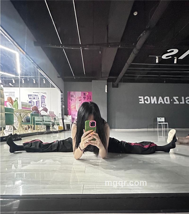 菲菲的第3张照片