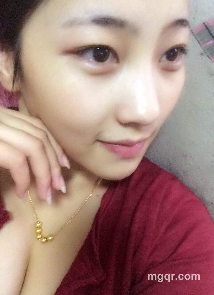 你不必爱我的照片