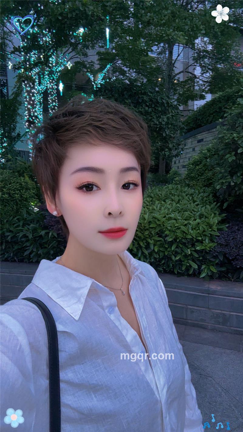 会撒娇的女人最美的照片