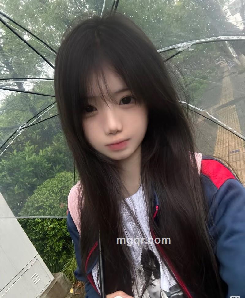 冰凌蔷薇女孩的照片