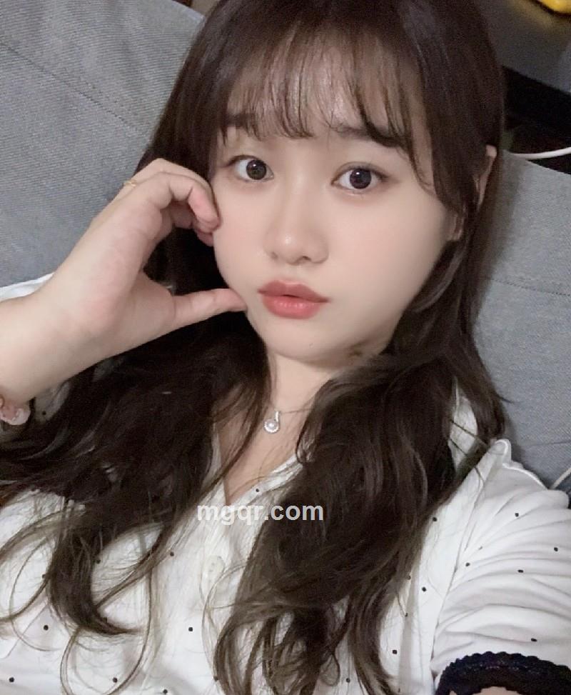 安妮的照片