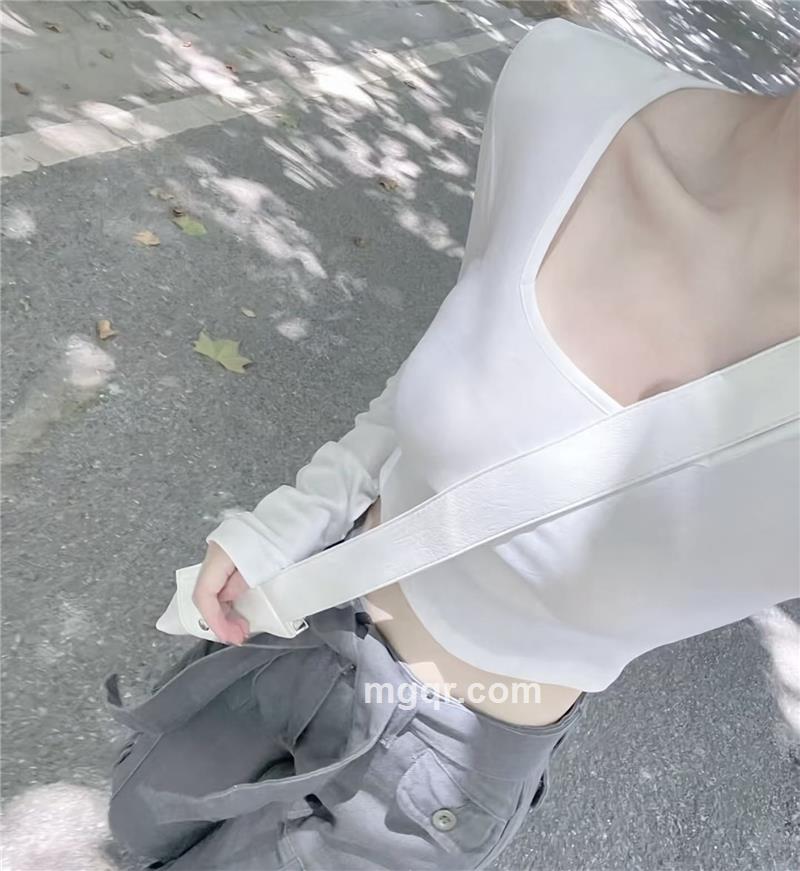 爱做梦的小姑凉的照片