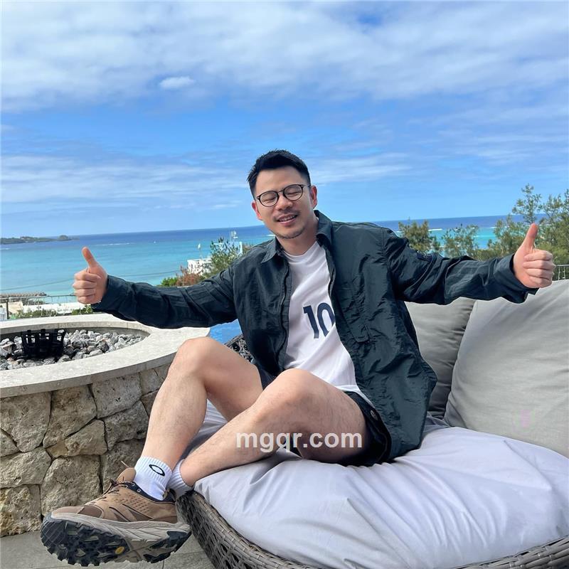 一洛的照片