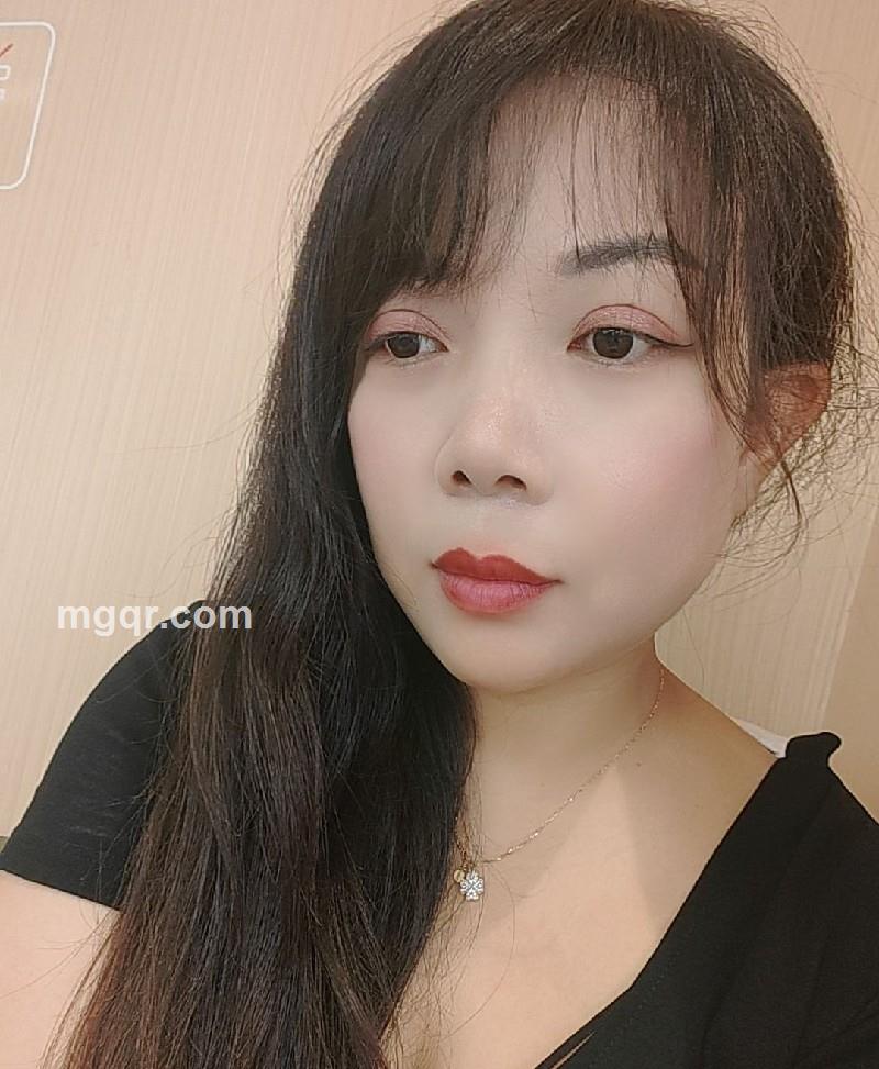 妖精女人的照片