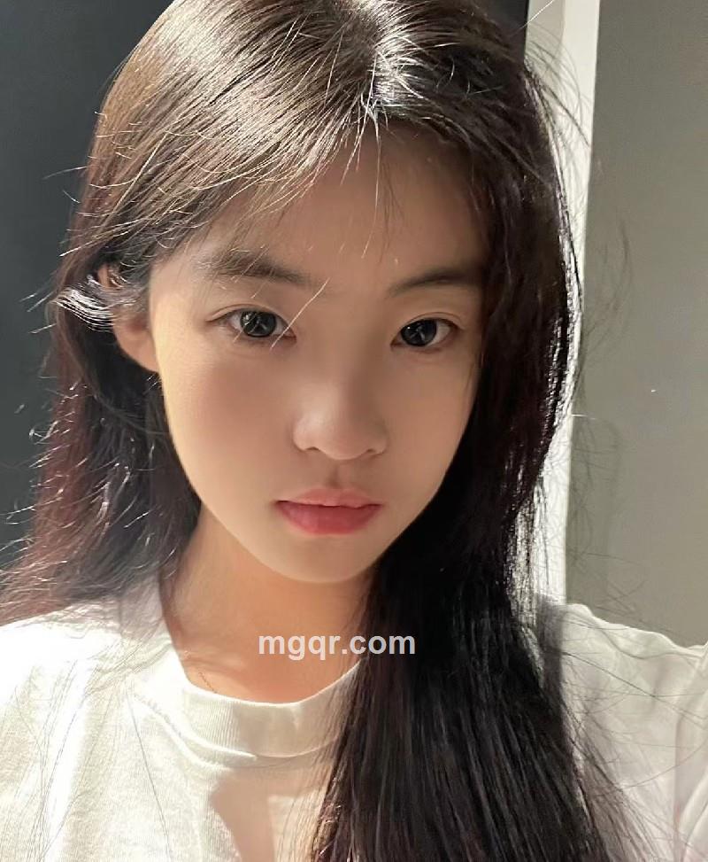 快乐的小锦鲤的照片