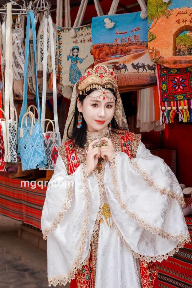 颜若的第7张照片