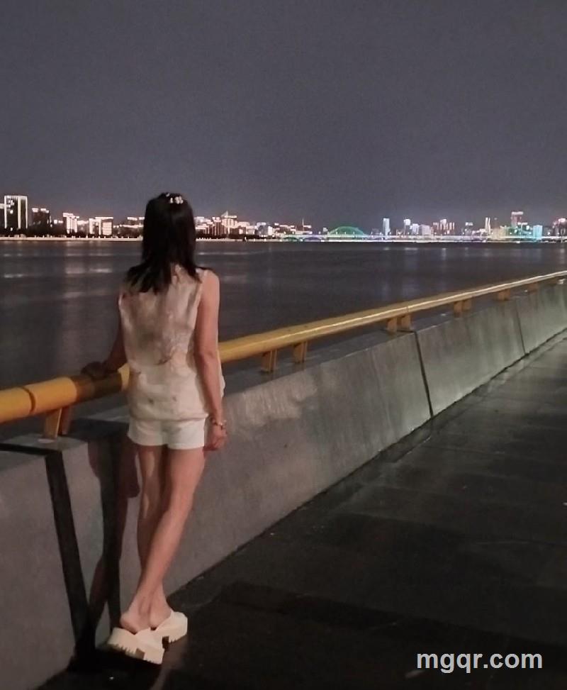 指尖温柔的第5张照片