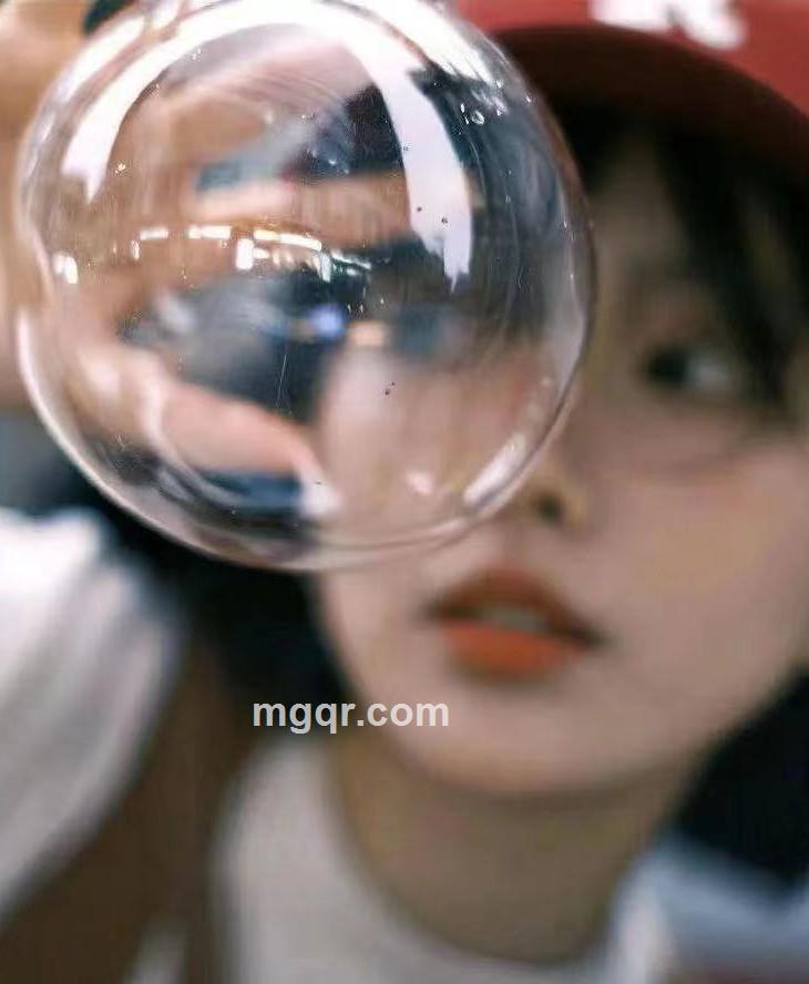 爱笑的小可爱的照片