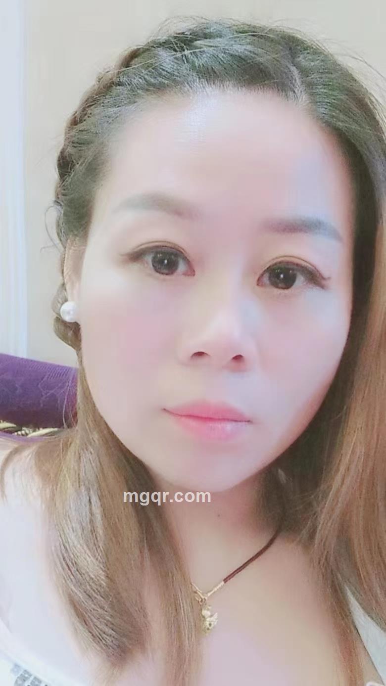 爱漂亮的小树的第2张照片