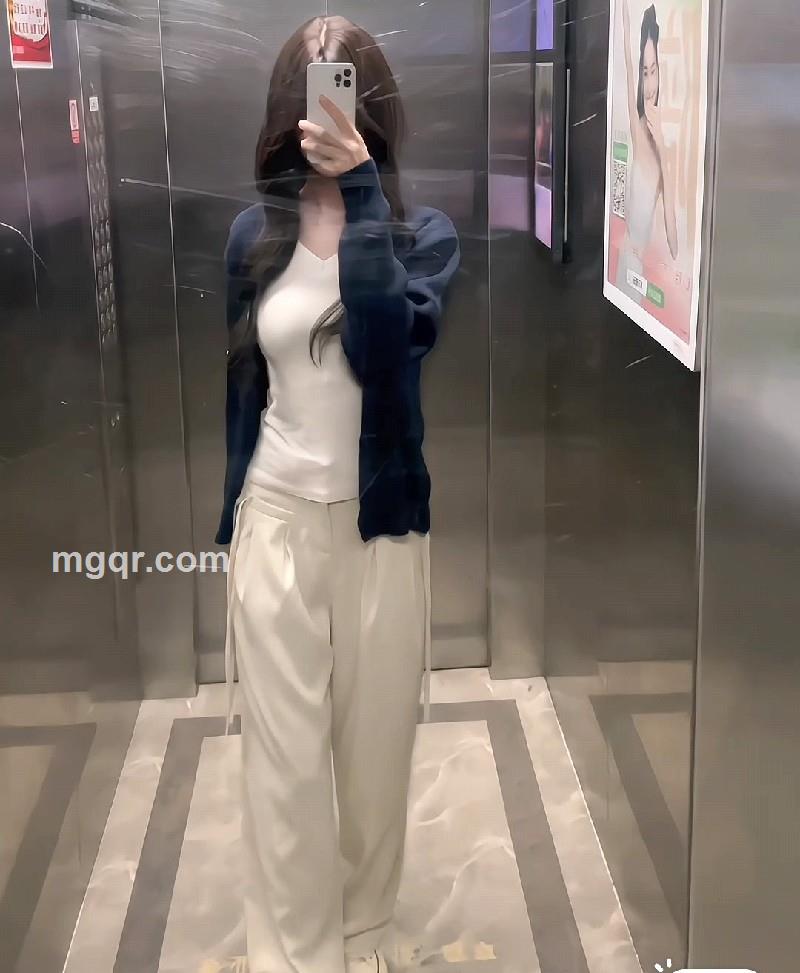 深情对望的照片