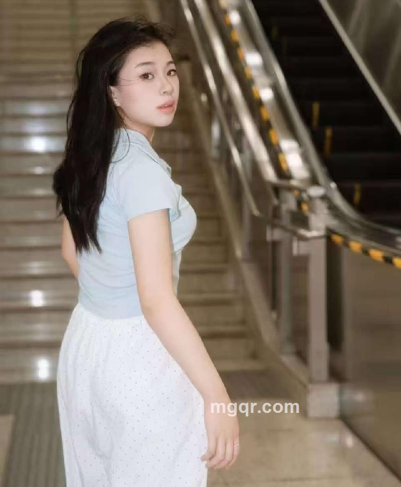 理理的第2张照片