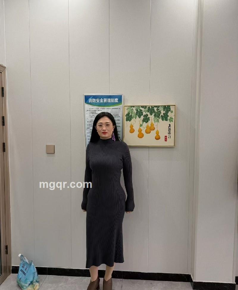 滴水百合的照片