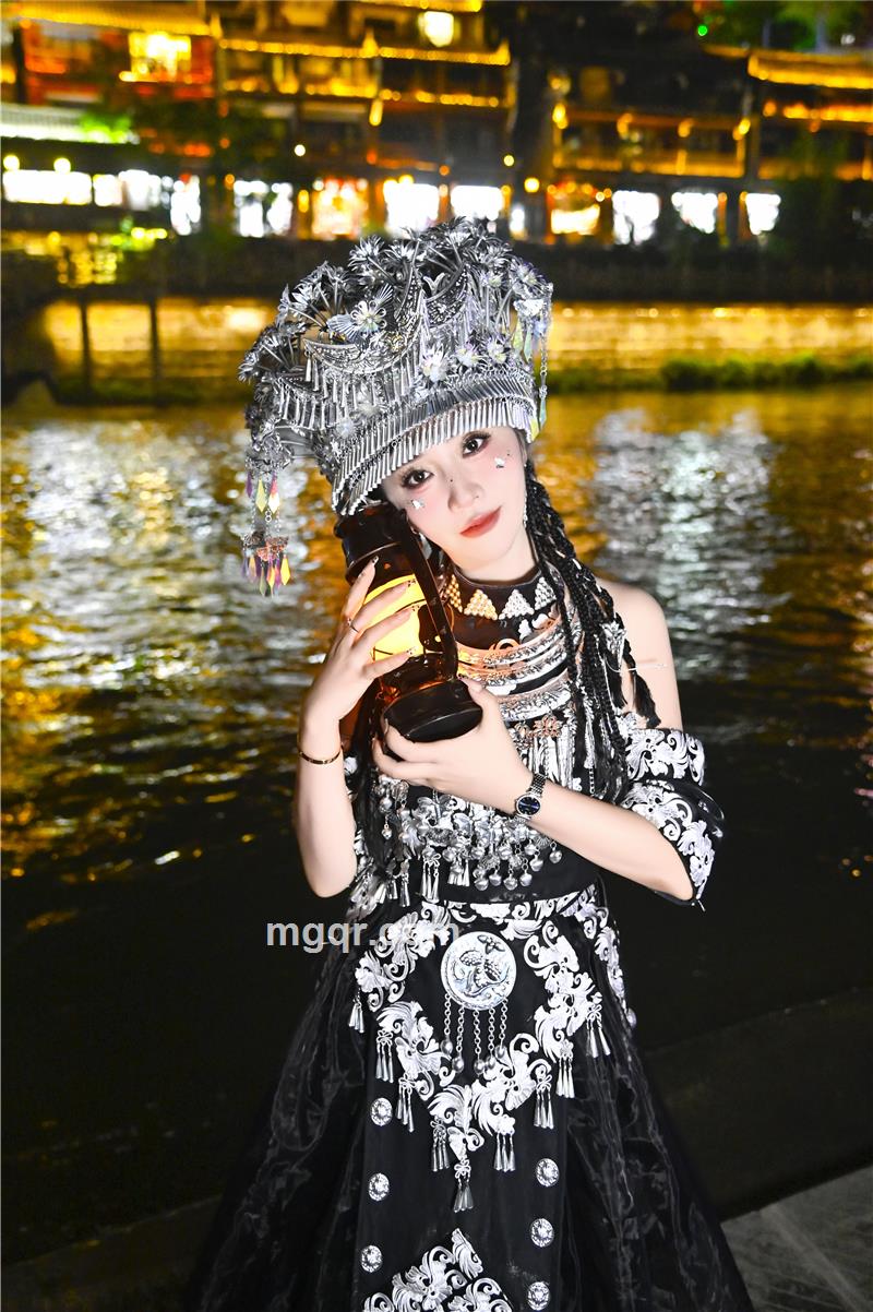 心❤️以离身❤️的照片