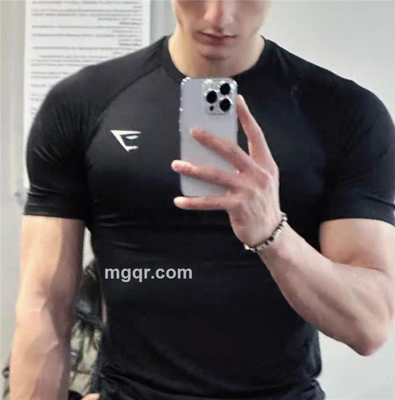 不拘于行的第2张照片