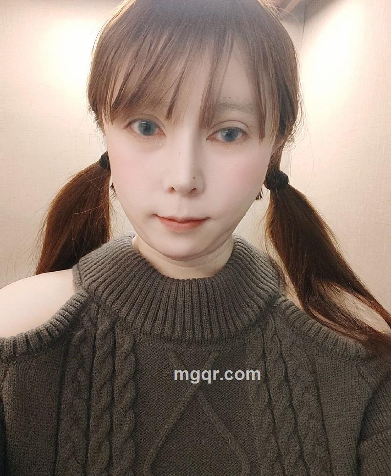 只爱运动鞋的村姑的第4张照片