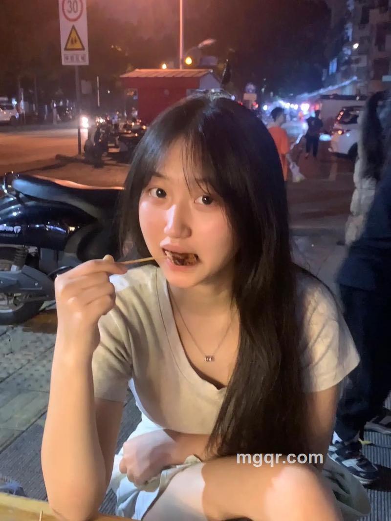 青青的第1张照片