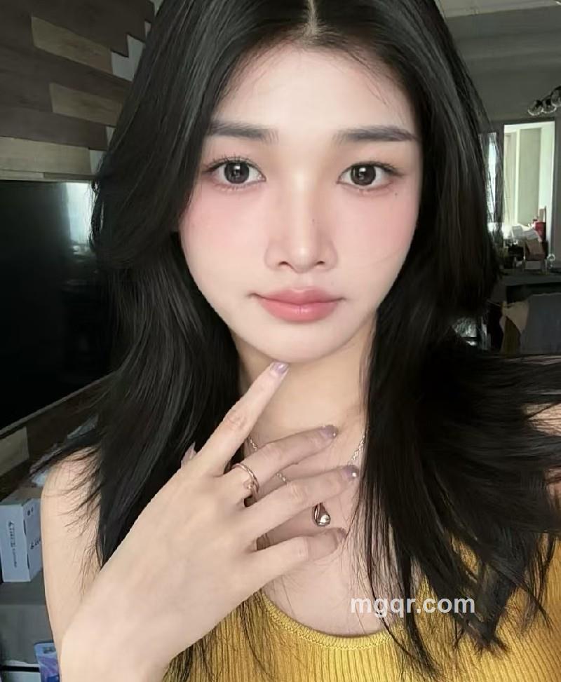 可爱小丫头的照片