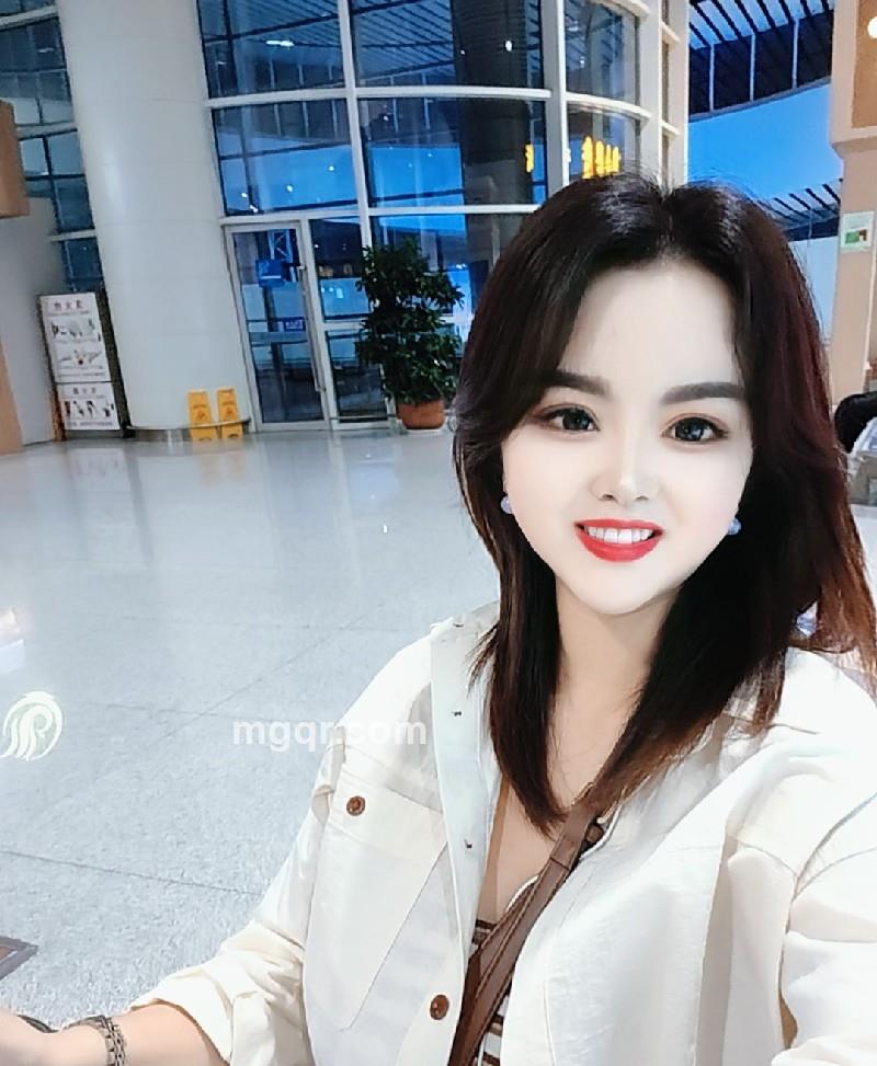 等爱的玫瑰🌹的照片