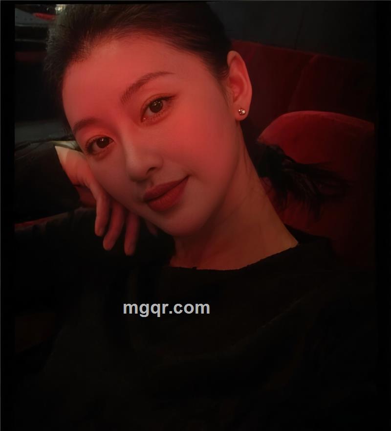 向恬恬的第2张照片