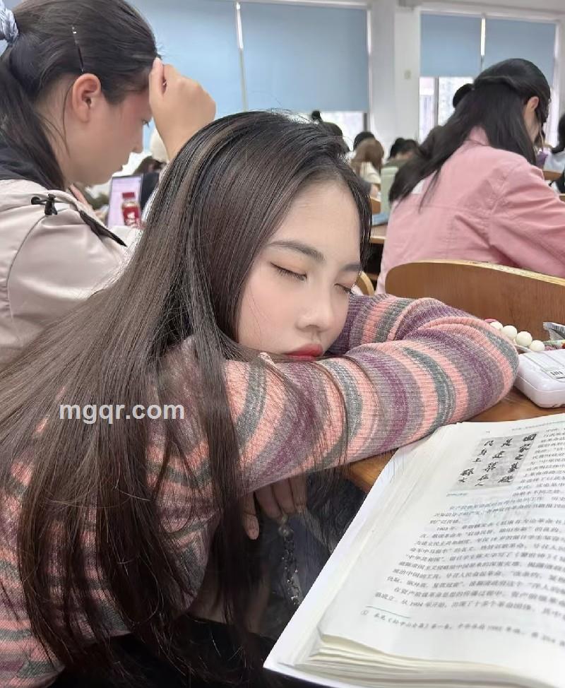 不想说晚安的第1张照片