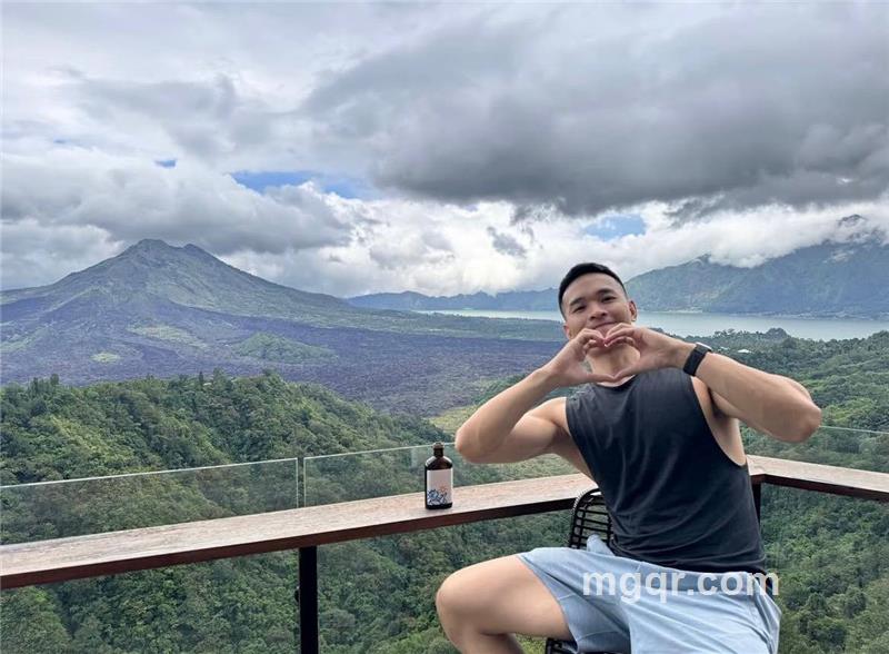 北方温暖的阳光的照片