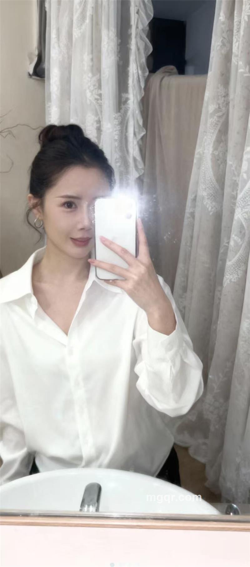 微微一笑的照片