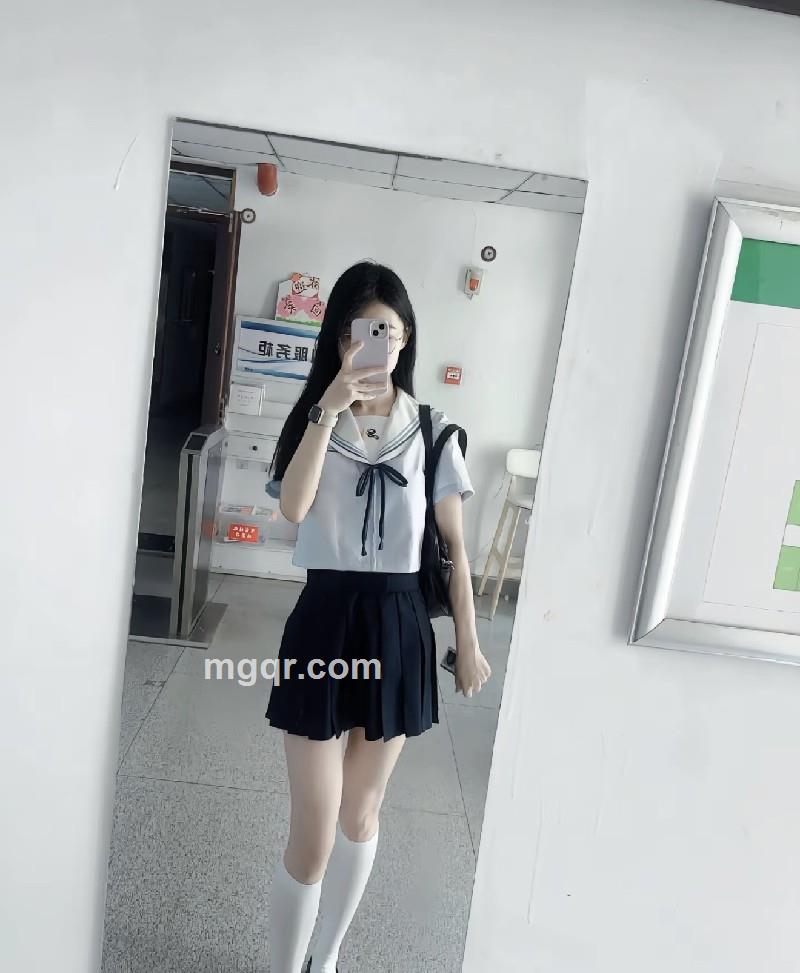 伤心小椰子🥰的第2张照片