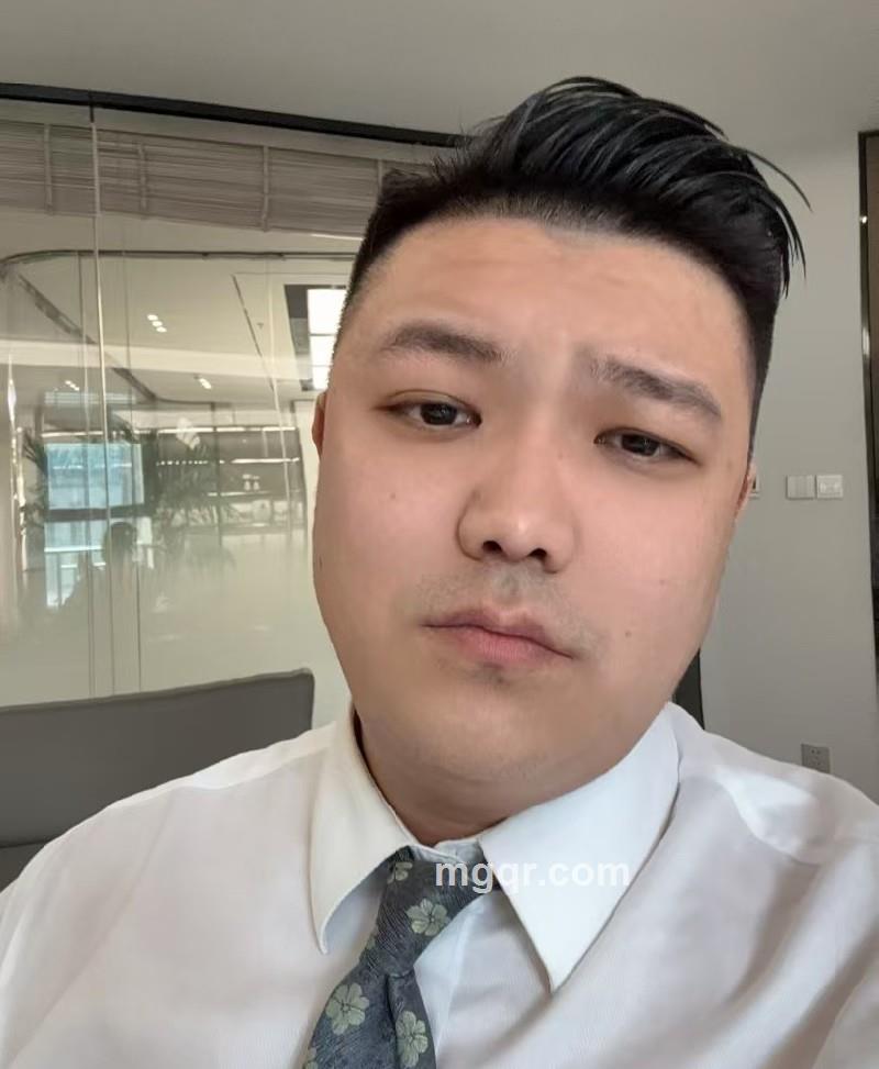 哪吒哥哥的照片