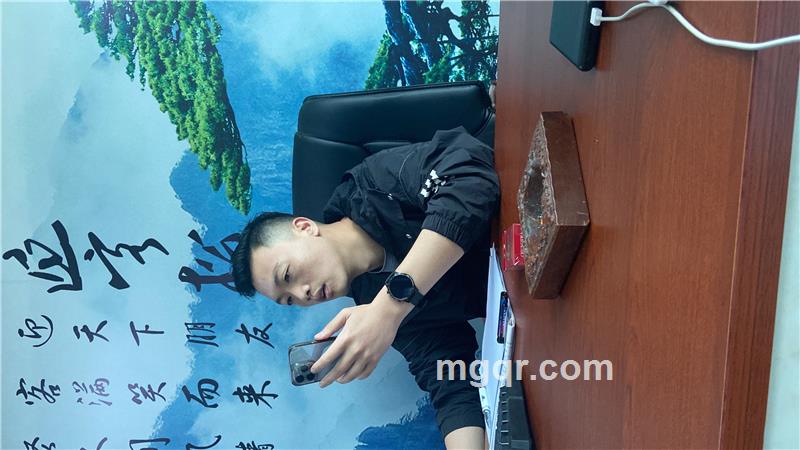 热情的品的照片