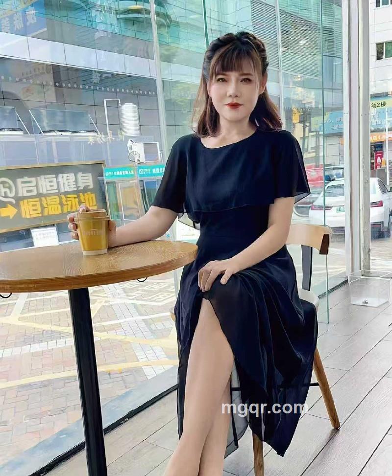 成熟的女人的第7张照片