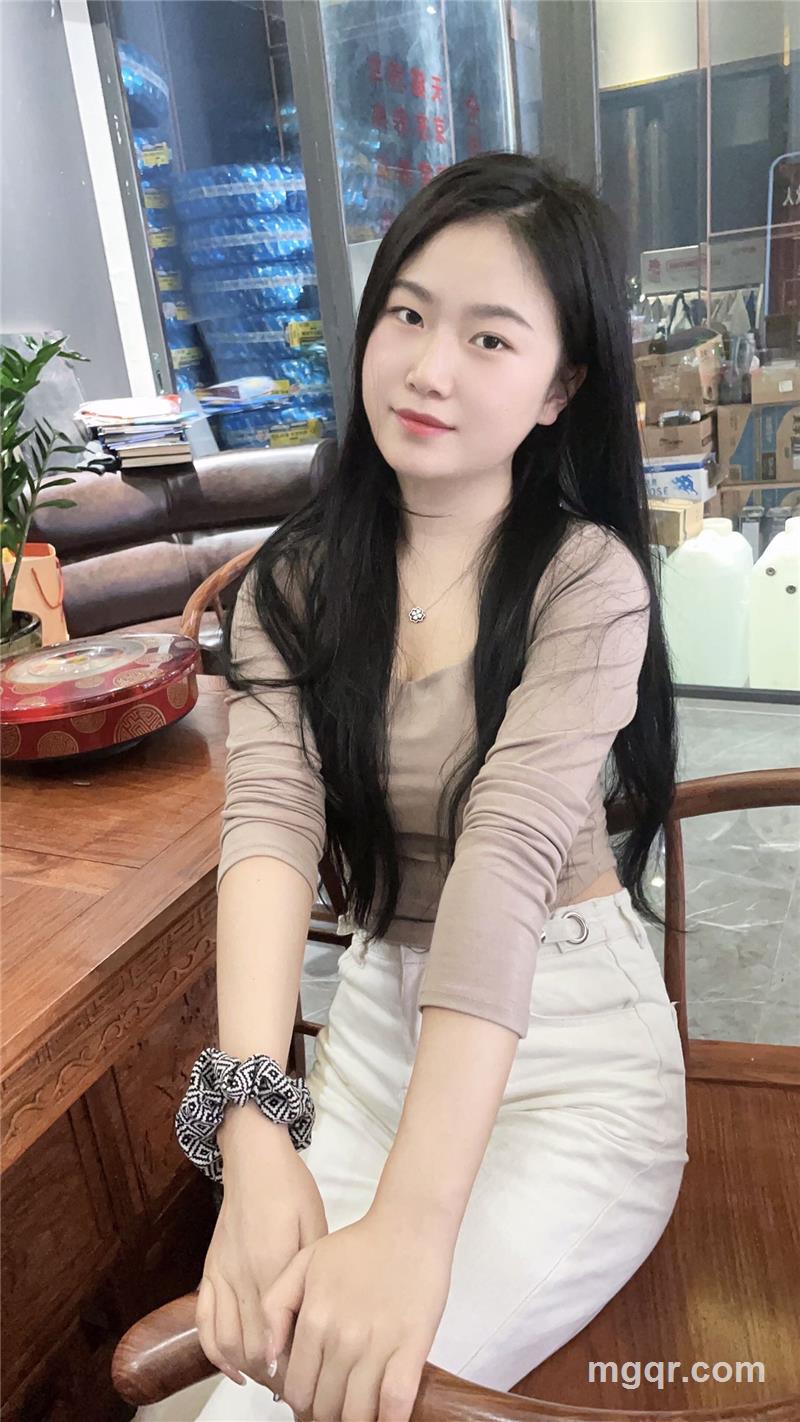 圆脸圆圆的照片