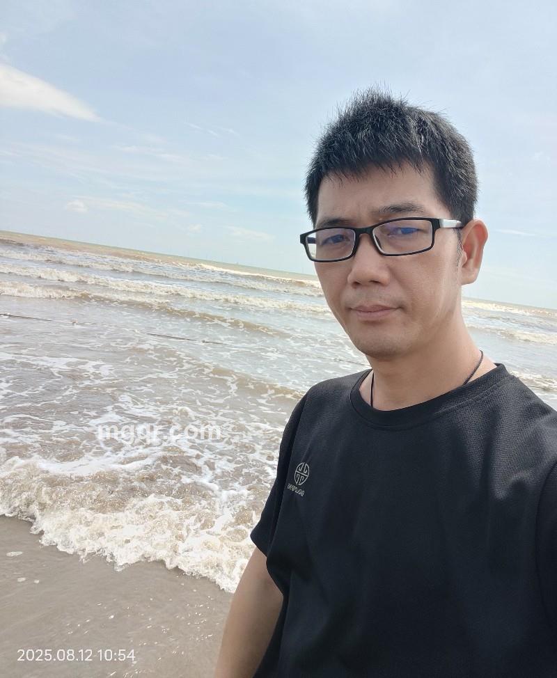 孤单打工人的照片
