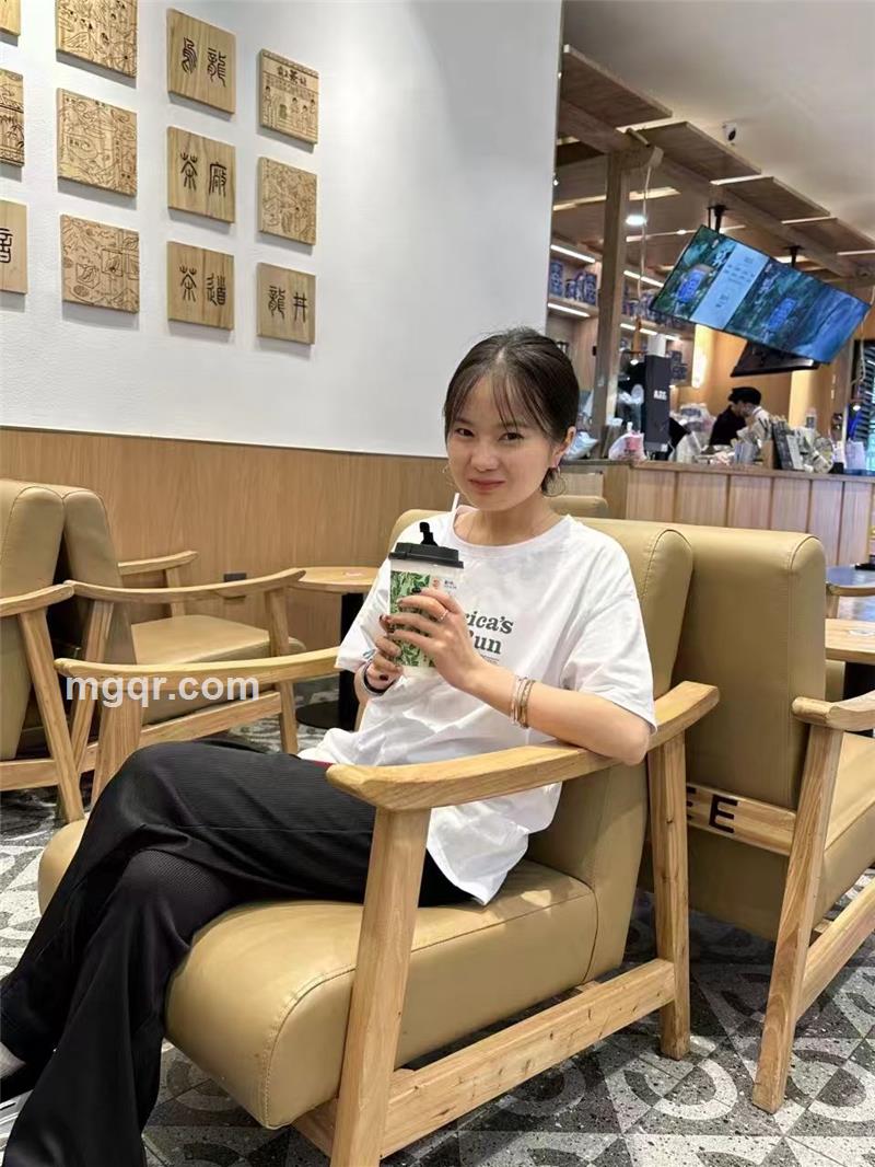 啊梅的照片