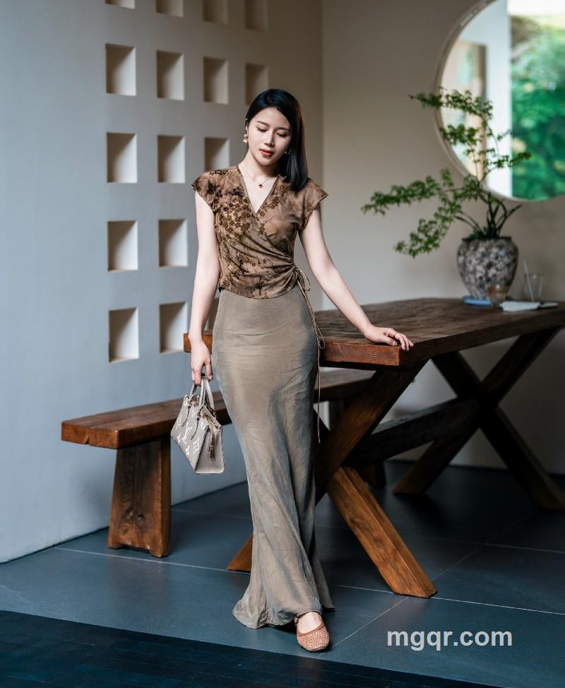 猫咪女人的第1张照片