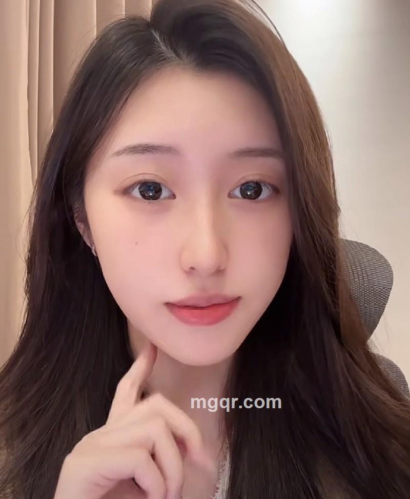 露露的第2张照片