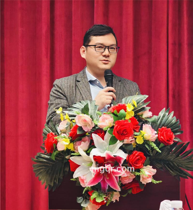 小鹏友的照片