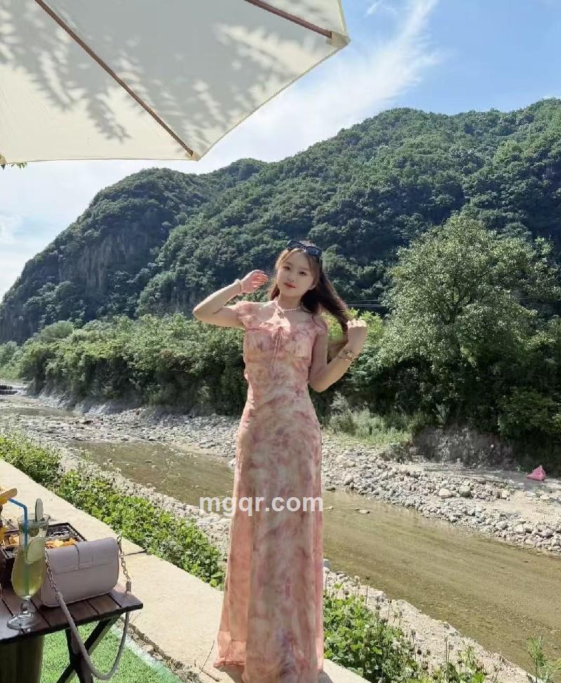 尤物的照片