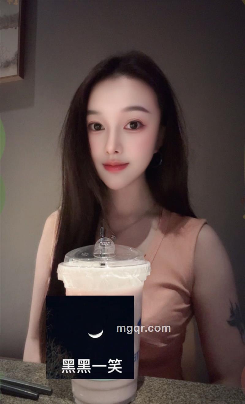 甜甜凉白开的照片
